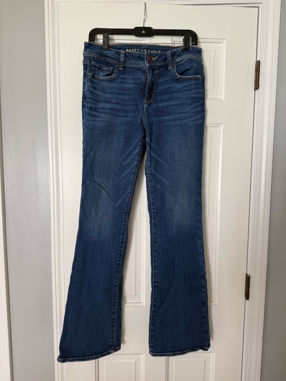 American Eagle Outfitters Women's Dark Blue Kickboot Jeans